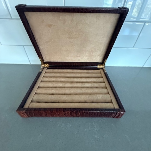 Suede Lined Cufflink Jewelry Storage Box 11"x8"x2" - Picture 1 of 9